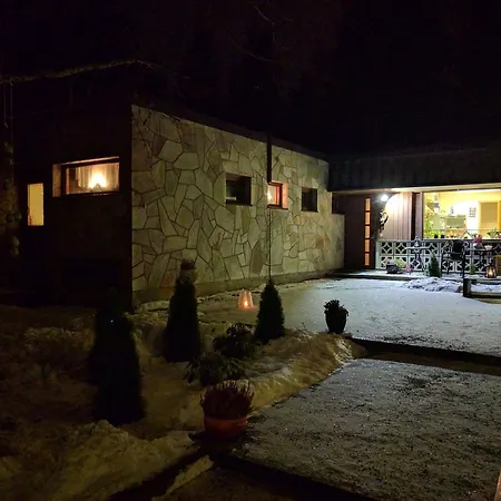Neulomotie Bed and Breakfast *